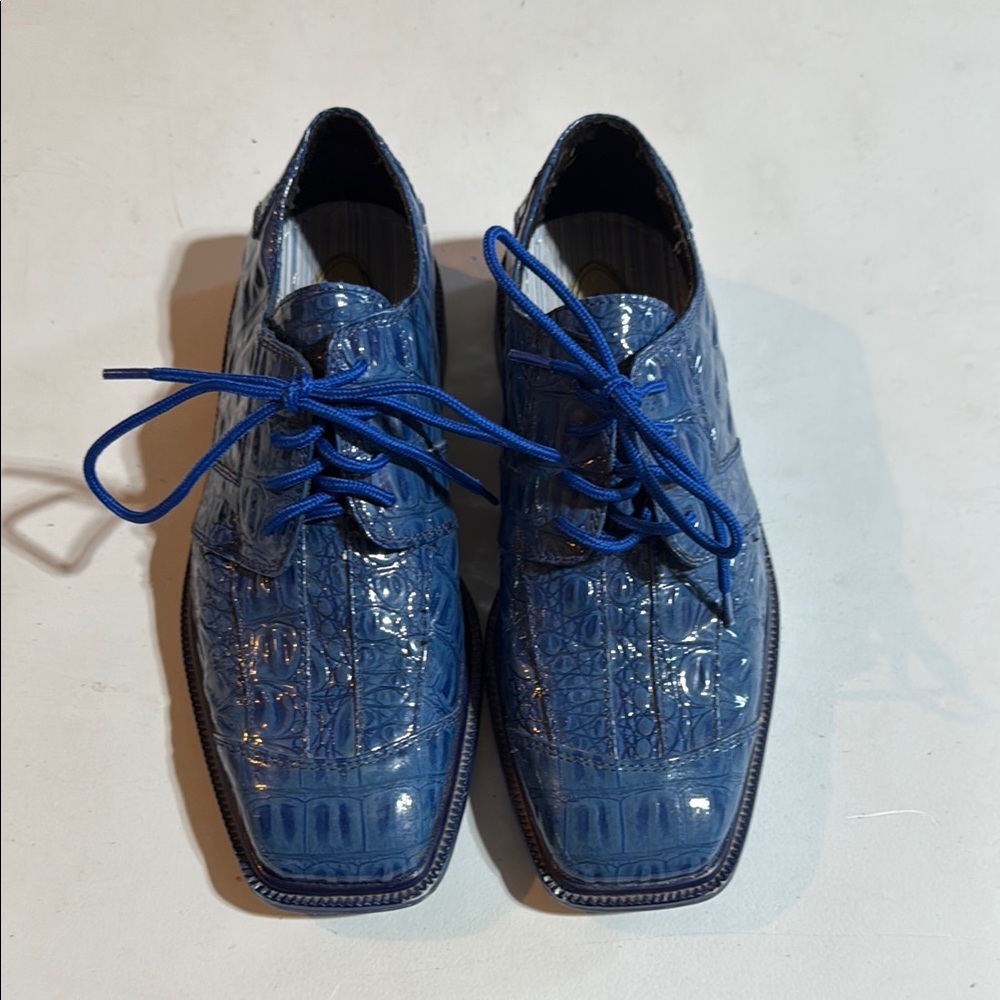 Hugo Vitelli Kids Blue Crocodile Pattern Dress Shoes